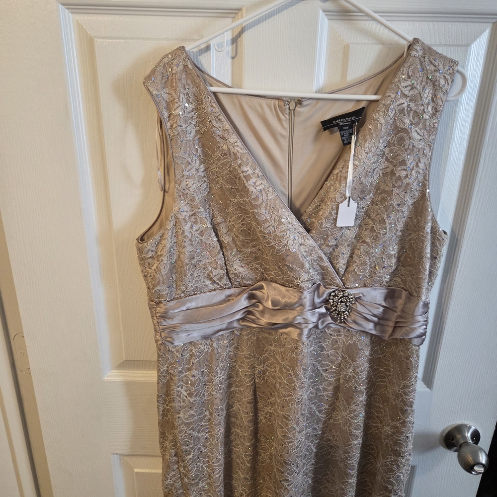 R&M Richards Champagne Beige Sequined Formal Evening Gown Dress, Size 18